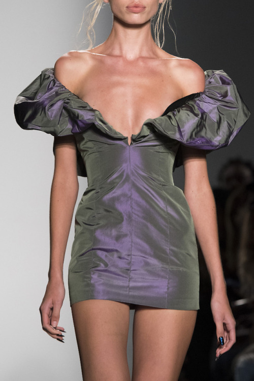 luxuryfashionweek - Model - Daphne GroeneveldDesigner - LaQuan...