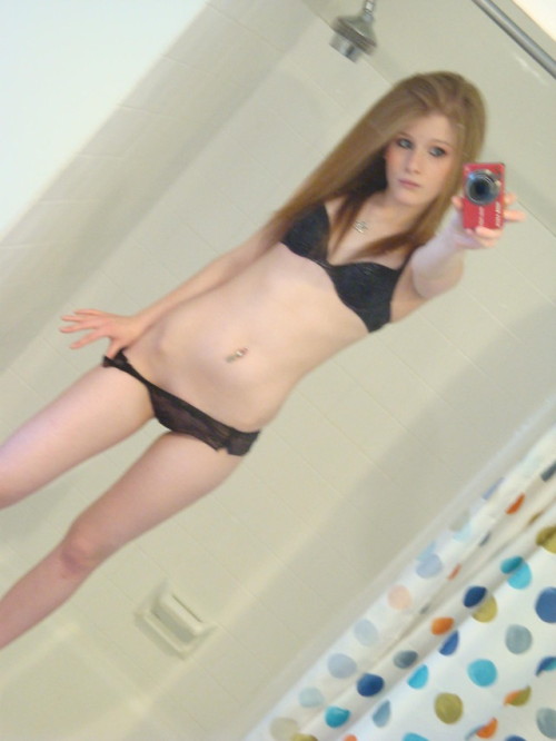 see-naughty-young:Name: KatherinePics: 26Looking for:...