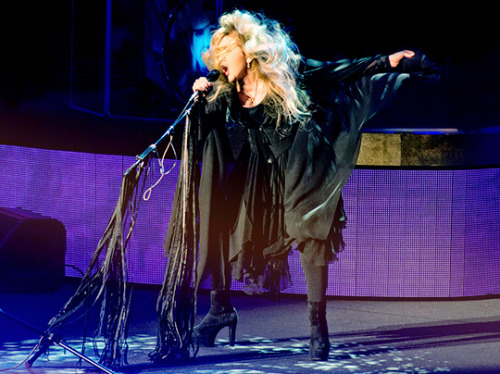 crystallineknowledge - On The Edge Of 70… A 31-day Stevie Nicks...