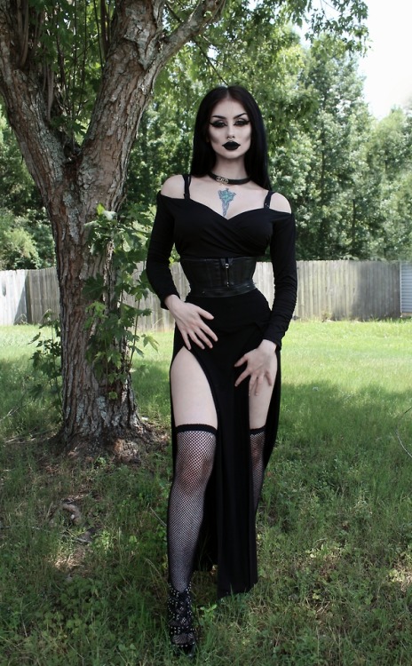 theblackmetalbarbie - I apologize for not being very active!...