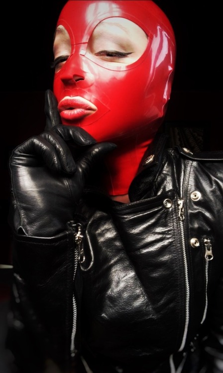 Hot. I love the latex mask with the leather