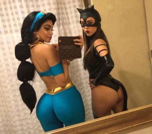 girls-do-cosplay - Damn. Jasmine has a nice butt....