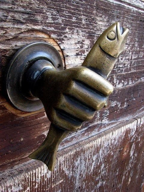 bairani - JAY. Antique door handle.