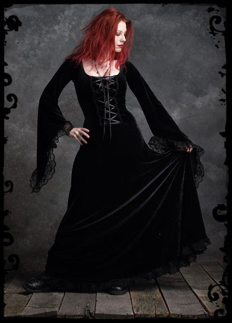 victorian-gothica:Victorian Goth