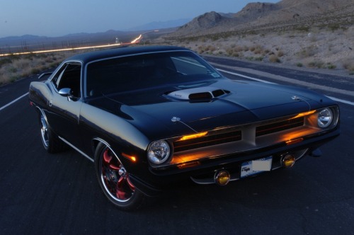 vehicles36:1970 Plymouth Barracuda