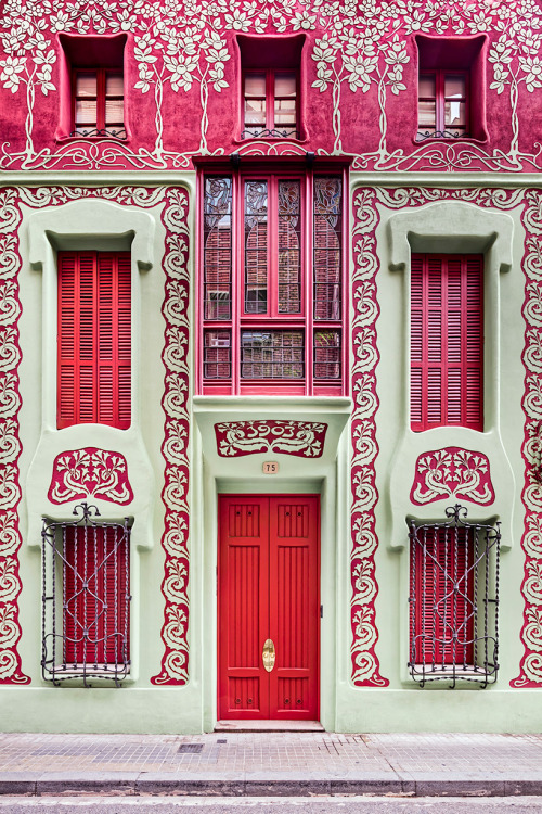 travelingcolors - Padua Street 75, Barcelona | Spain (by David...