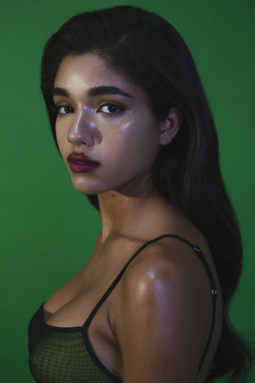 tedemmons:Shot by Ted Emmons with Yovanna Ventura