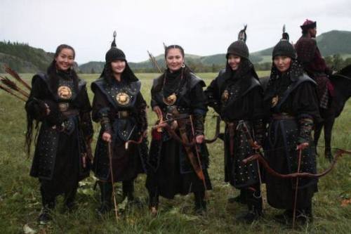 sartorialadventure - Turkic women archers