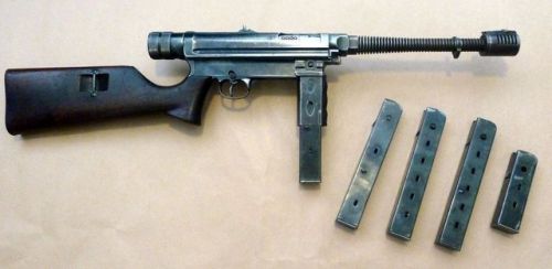 gun-gallery:Halcón M1943 - .45 Auto