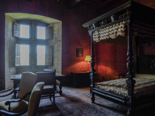 medieval-woman - Chateau du Montal 015 - Sleeping room by...
