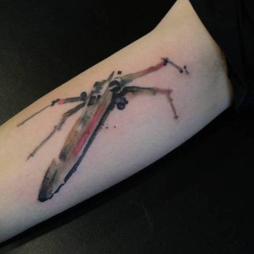 By Victor Octaviano, done at Tattoaria House, São Paulo.... film and book;inner arm;watercolor;star wars;facebook;twitter;medium size;victoroctaviano