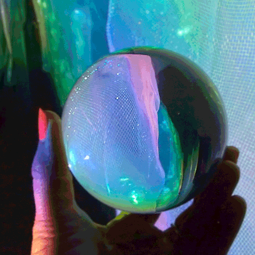 thesarahshow - Neon Womb Orb. Sarah Zucker, 2018.Orb View of my...