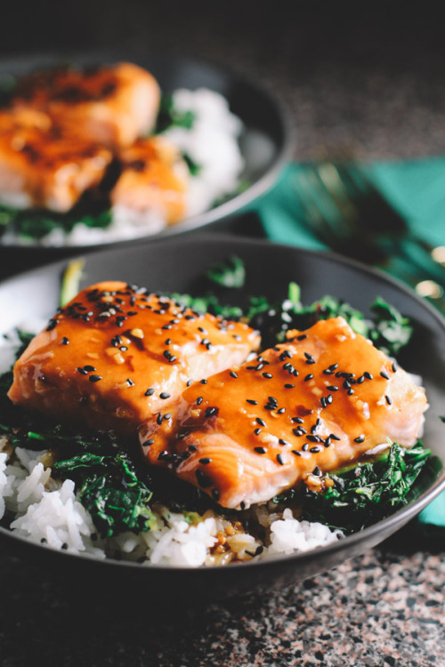 foodiebliss - Asian Salmon And Spinach Rice BowlsSource -  For...