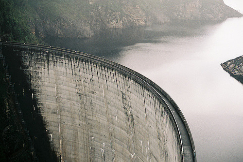 over10000notes - greyocean - Strathgordon Dam, Tasmania (by...
