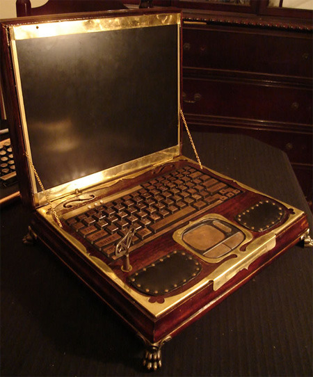 eternal-goldenbraid - Steampunk Laptop