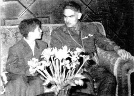 From left to right: the current President of south Kurdistan, Massoud Barzani as a kid (the son of General Mustaffa Barzani) and the former Iraqi president Abdulkarim Qasim. this picture is probably taken somewhere in the 50’s of the past century