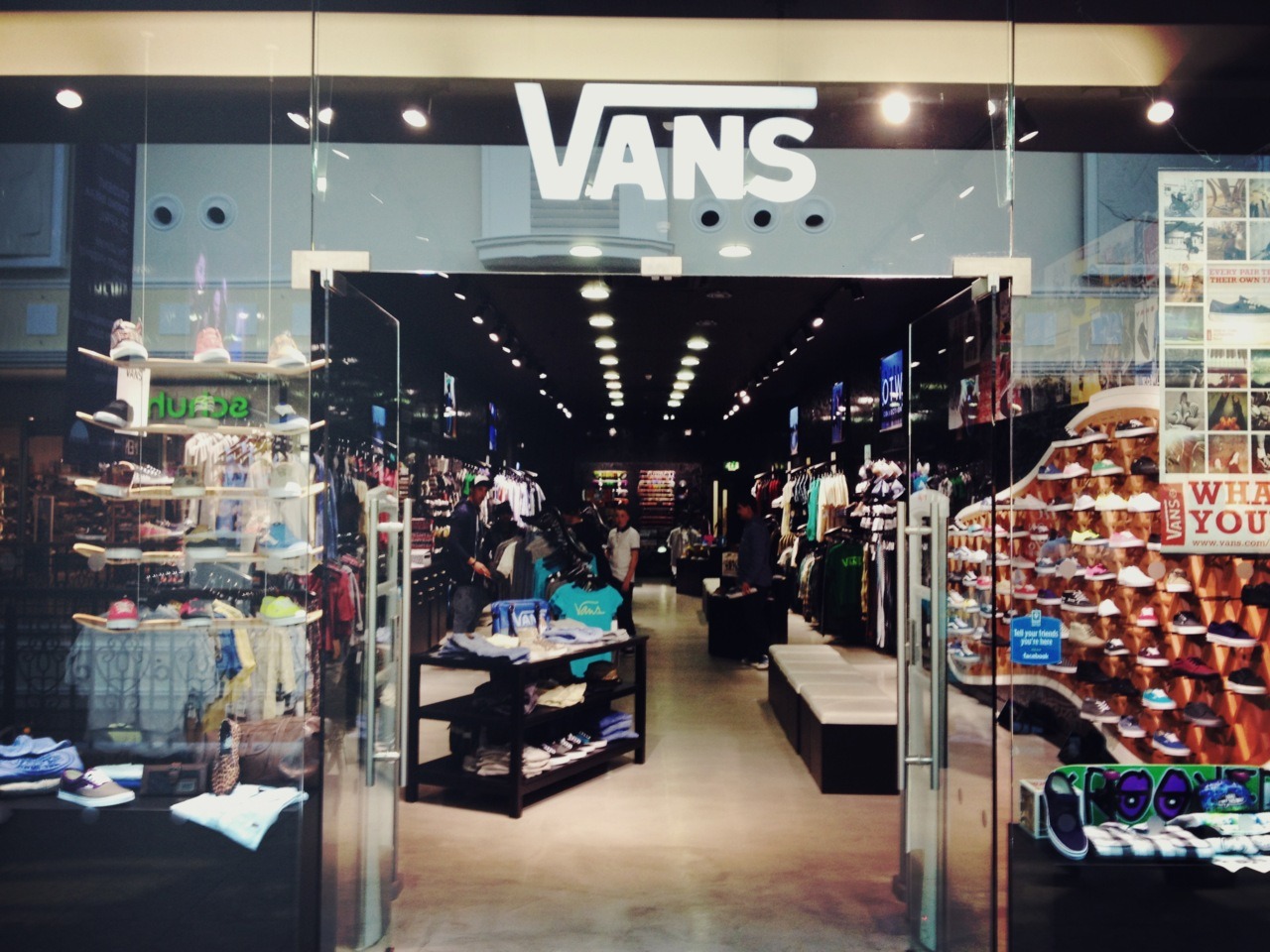 vans shop meadowhall