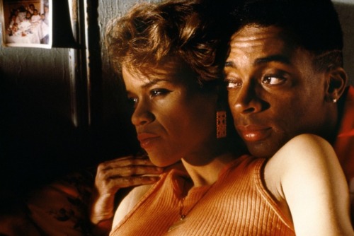 vaishalii:Do the right thing, 1989 Spike Lee, Rosie Perez