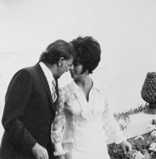 whosafraidofelizabethtaylor - Taormina Film Festival in 1967
