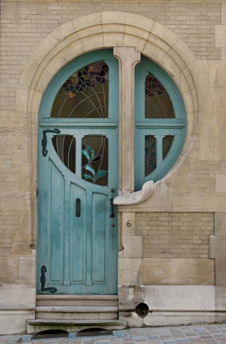 sweetvisage:Art Nouveau Doors(Photos uncredited as I collected...