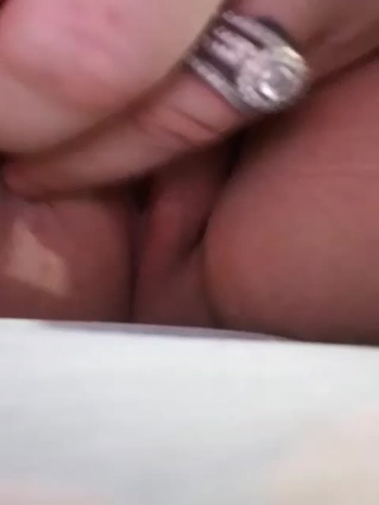 Porn photo mrsjuicybbcslut:  Fingering my pussy wishing
