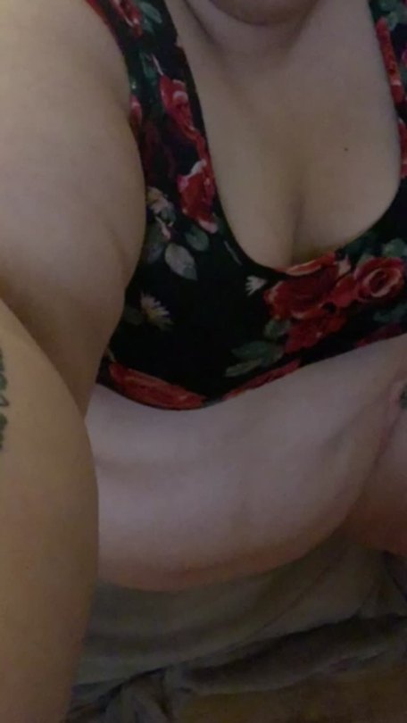 fatsbysgal:  Just a little sample of how fat I looked after my huge Burger King stuffing last night. If anyone would like to buy a longer almost 4 minute long video of me rubbing and jiggling this massively stuffed gut with some fat talk message me 😘